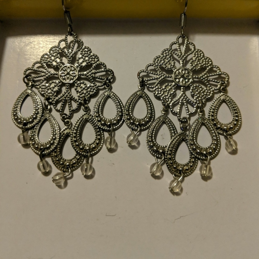 💎 Silver 💎 Diamond Dangle Earrings ✨
